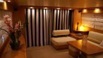 Wil Power Salon looking aft